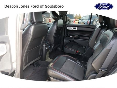 Used 2023 Ford Explorer ST-Line w/ Class IV Trailer Tow Package image 16