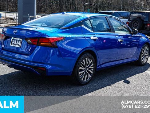 Used 2025 Nissan Altima 2.5 SV image 6