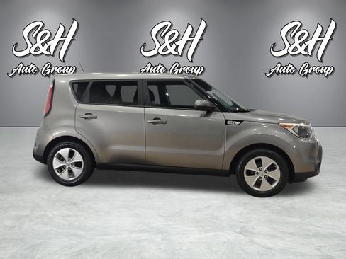 Used 2015 Kia Soul FWD image 19