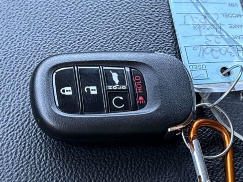 Used 2023 Honda CR-V EX-L image 39