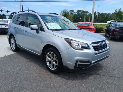 Used 2017 Subaru Forester 2.5i Touring AWD/4WD image 3