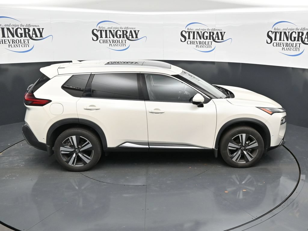Used 2022 Nissan Rogue Platinum w/ Head-Up Display Package AWD/4WD image 25