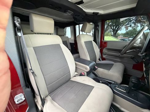 Used 2010 Jeep Wrangler Unlimited Sport AWD/4WD image 9