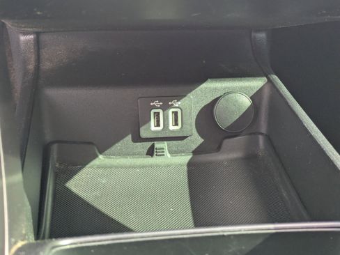 Used 2020 Ford Fusion S image 24