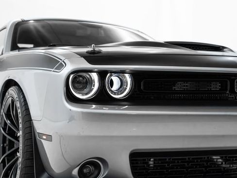Used 2018 Dodge Challenger T/A image 16