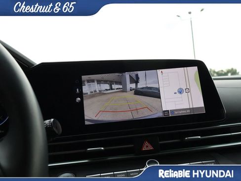 Certified 2024 Hyundai Elantra SEL w/ Convenience Package FWD image 35