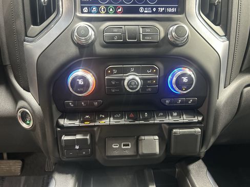 Certified 2022 GMC Sierra 1500 SLT w/ SLT Premium Plus Package image 12