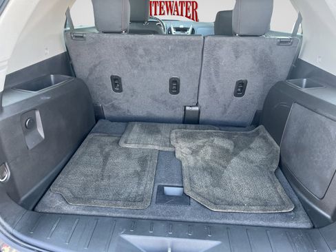 Used 2015 Chevrolet Equinox LS image 11