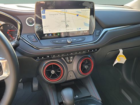 Certified 2023 Chevrolet Blazer RS w/ Driver Confidence II Package image 6