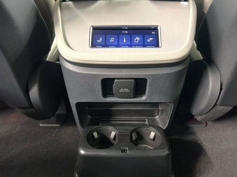 New 2026 Lincoln Navigator L Reserve image 37