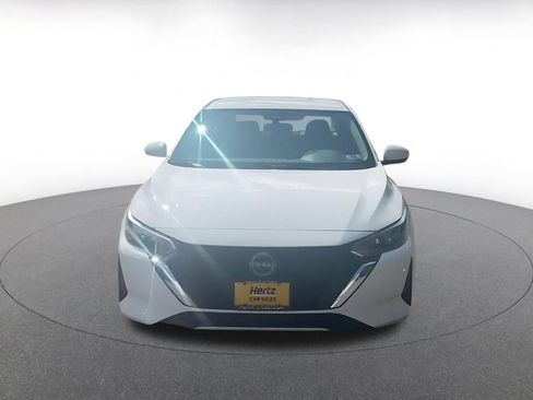 Used 2025 Nissan Sentra SV FWD image 3