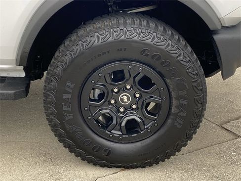 Used 2022 Ford Bronco Wildtrak image 27