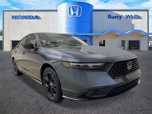 New 2025 Honda Accord SE image 1