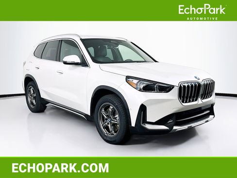 Used 2025 BMW X1 xDrive28i AWD/4WD image 1