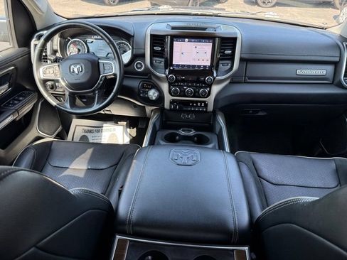 Used 2022 RAM 1500 Laramie AWD/4WD image 8