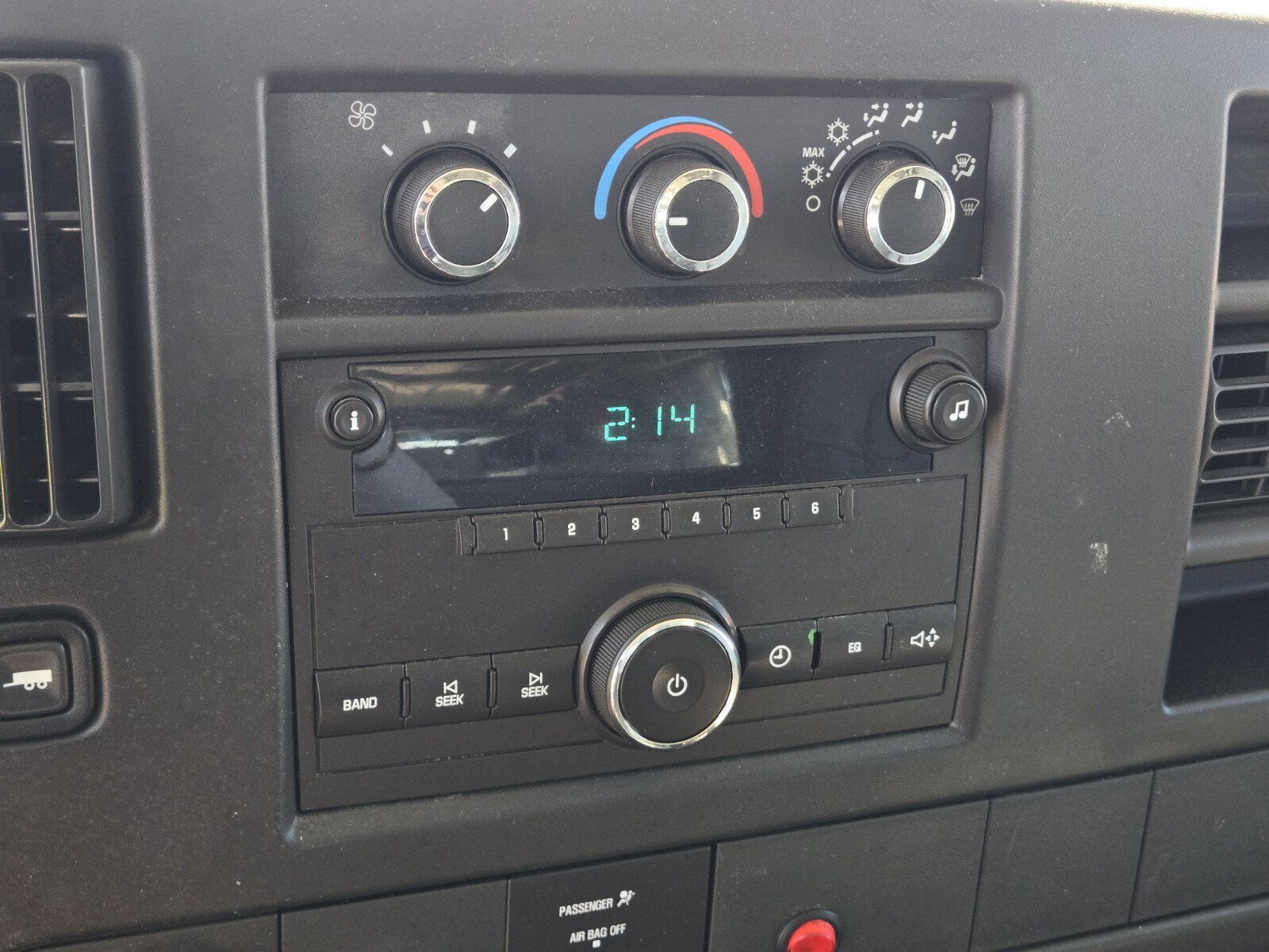 Used 2012 Chevrolet Express 2500 w/ Cold Climate Package RWD image 16