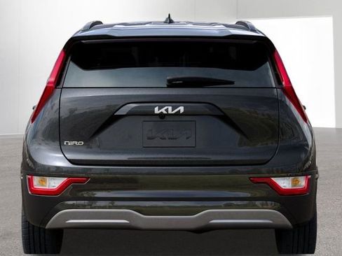 New 2025 Kia Niro Wind image 14