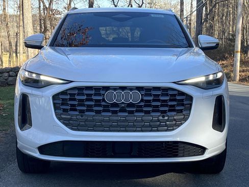 Used 2025 Audi Q5 Premium Plus w/ Premium Plus image 37