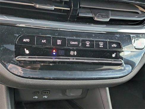 New 2026 Buick Envista Avenir image 13