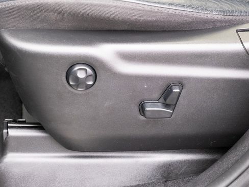 Used 2019 Jeep Grand Cherokee Limited w/ Luxury Group II image 14