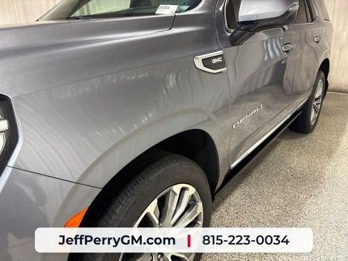 Used 2021 GMC Yukon Denali w/ Denali Ultimate Package AWD/4WD image 11