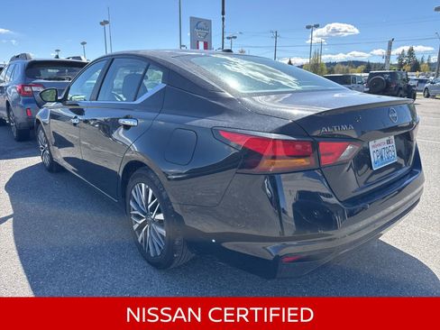 Certified 2025 Nissan Altima 2.5 SV FWD image 11