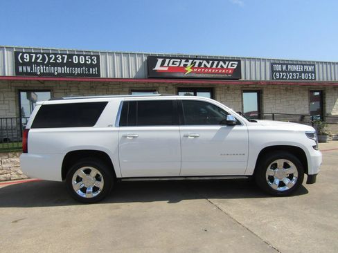 Used 2016 Chevrolet Suburban LTZ AWD/4WD image 5