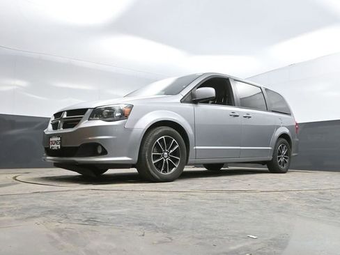 Used 2018 Dodge Grand Caravan GT image 45