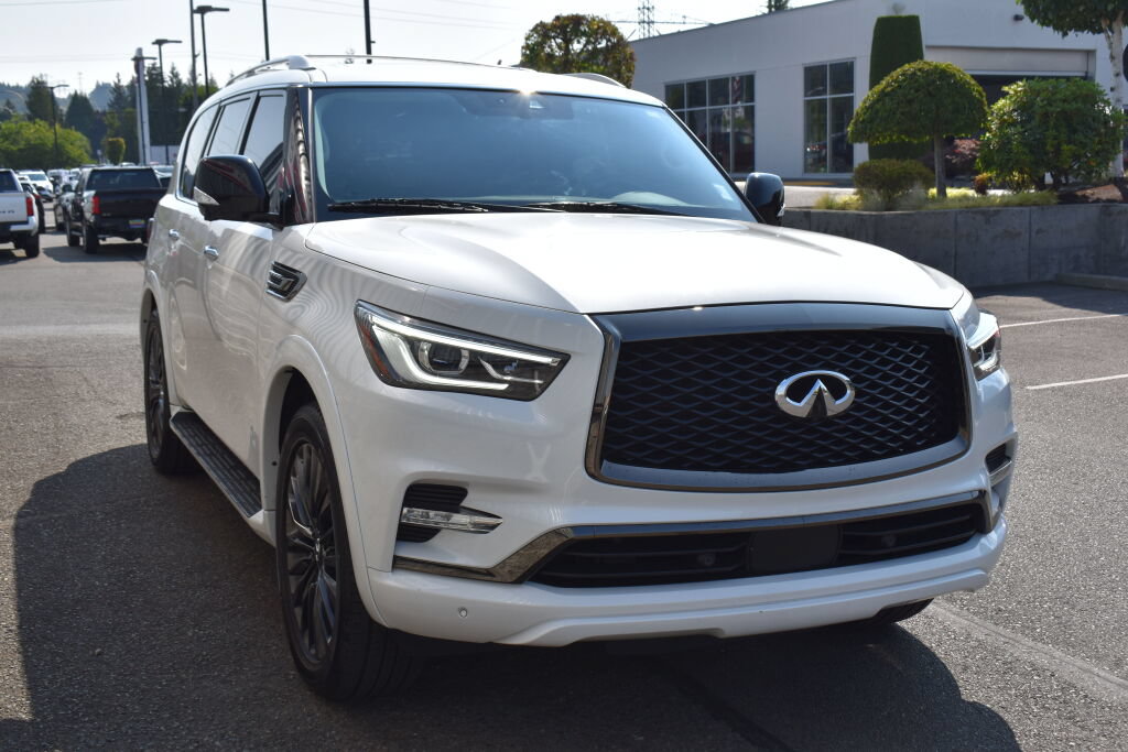 Used 2022 INFINITI QX80 Premium Select w/ Cargo Package AWD/4WD image 3