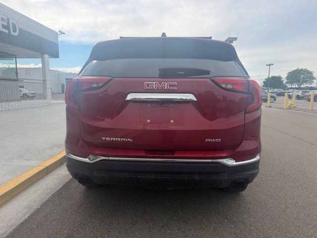 Used 2019 GMC Terrain SLT w/ Preferred Package AWD/4WD image 9