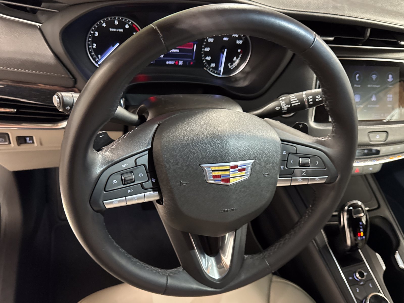 Used 2023 Cadillac XT4 Premium Luxury AWD/4WD image 19