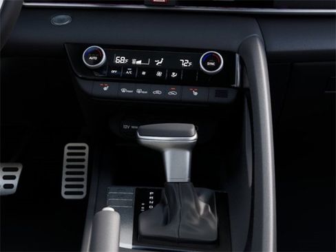 New 2026 Hyundai Elantra Sport image 16