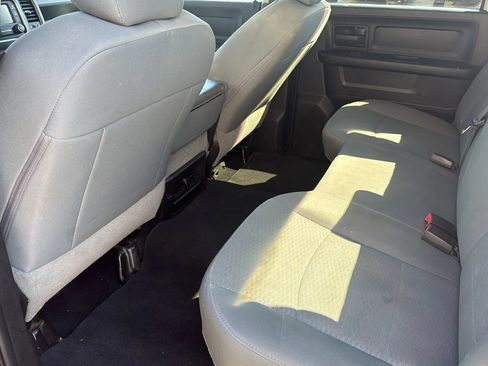 Used 2018 RAM 1500 Express w/ Express Value Package AWD/4WD image 12