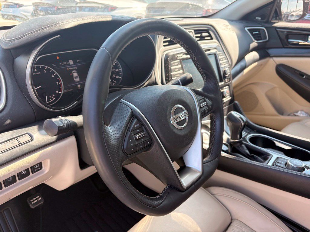 Used 2019 Nissan Maxima Platinum w/ Sport Mat Group FWD image 9
