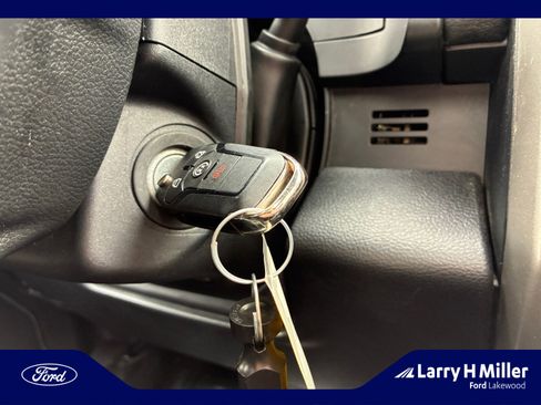 Used 2021 Ford F250 Lariat image 29