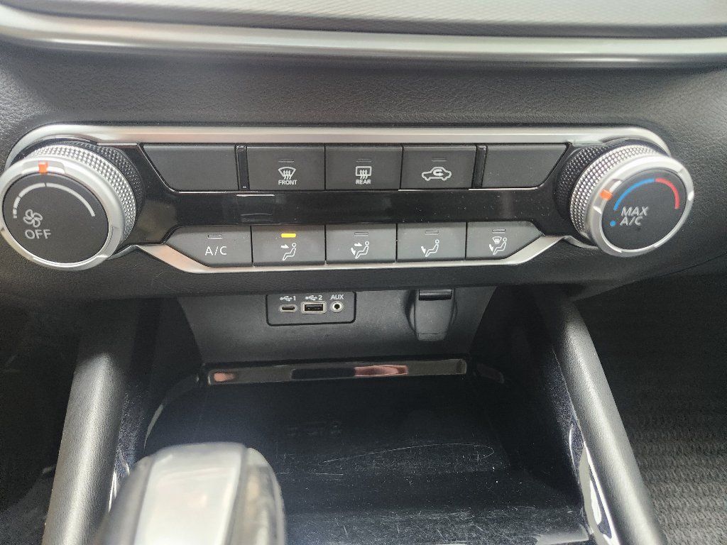 Used 2024 Nissan Altima 2.5 SR FWD image 19