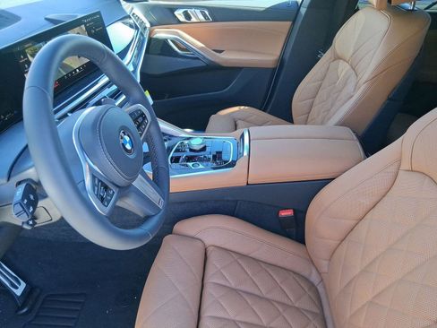 New 2026 BMW X6 xDrive40i w/ Executive Package image 5