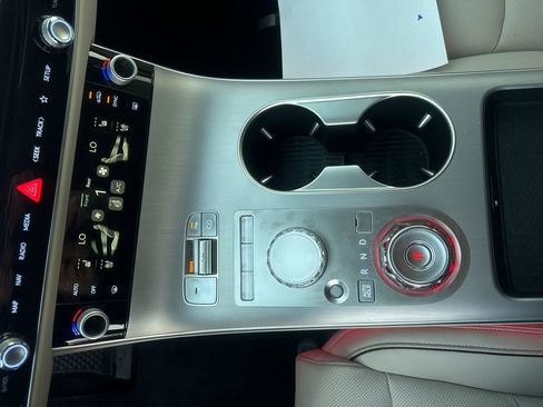 New 2026 Genesis GV70 2.5T Advanced AWD/4WD image 16