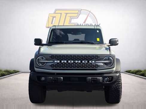Used 2023 Ford Bronco Badlands w/ Sasquatch Package AWD/4WD image 3