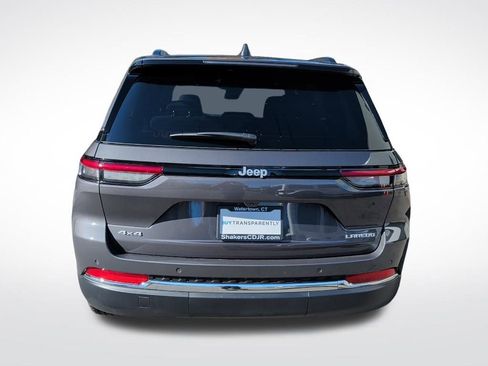 Used 2025 Jeep Grand Cherokee Laredo X w/ Luxury Tech Group I image 4