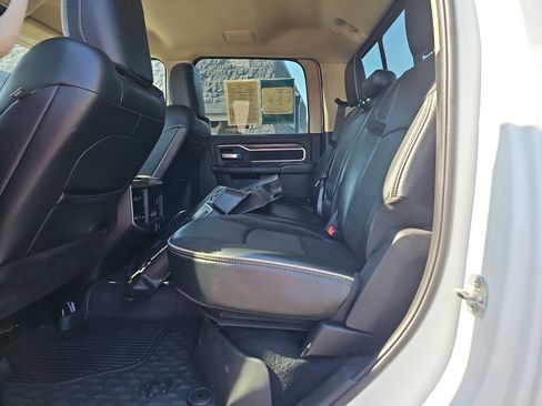 Used 2022 RAM 2500 Laramie w/ Snow Chief Group AWD/4WD image 14
