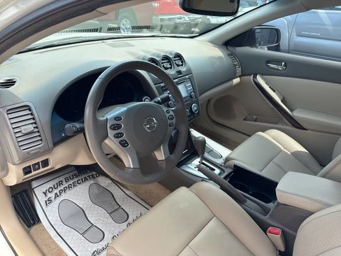 Used 2013 Nissan Altima 2.5 S w/ Premium Pkg image 16