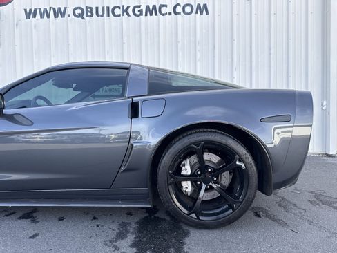Used 2011 Chevrolet Corvette Grand Sport w/ Preferred Equipment Group image 2