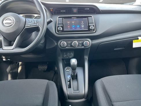 New 2025 Nissan Kicks Play S image 20