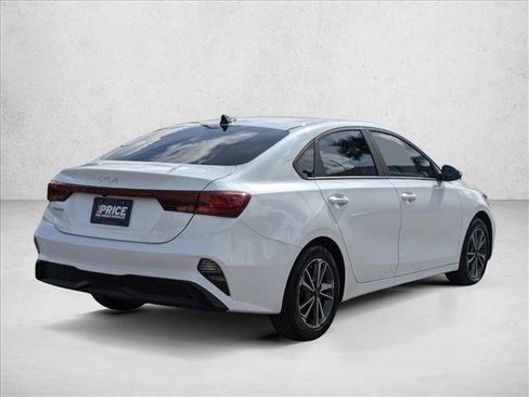 Used 2023 Kia Forte LXS image 5