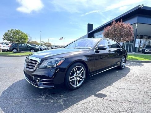 Used 2018 Mercedes-Benz S 560 4MATIC Sedan image 3