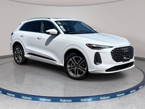 Certified 2025 Audi Q5 Premium w/ Convenience Package AWD/4WD image 5