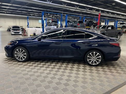 Used 2019 Lexus ES 350 w/ Premium Package FWD image 6