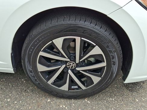 Used 2024 Volkswagen Jetta S FWD image 9