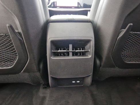 New 2025 Jeep Wagoneer Limited image 24